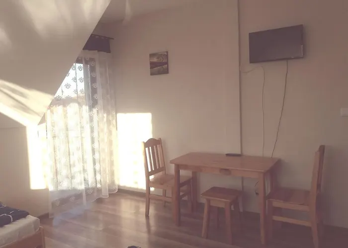 Pod Debem סקאווינה